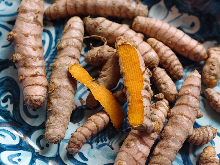 Eating Turmeric May Help Knee Arthritis: What to Know About Food vs. Supplements