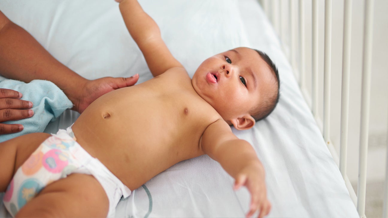 Newborn cold: Symptoms, treatment, and risks