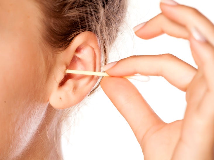 Ear Irrigation Purpose, Procedures and Risks