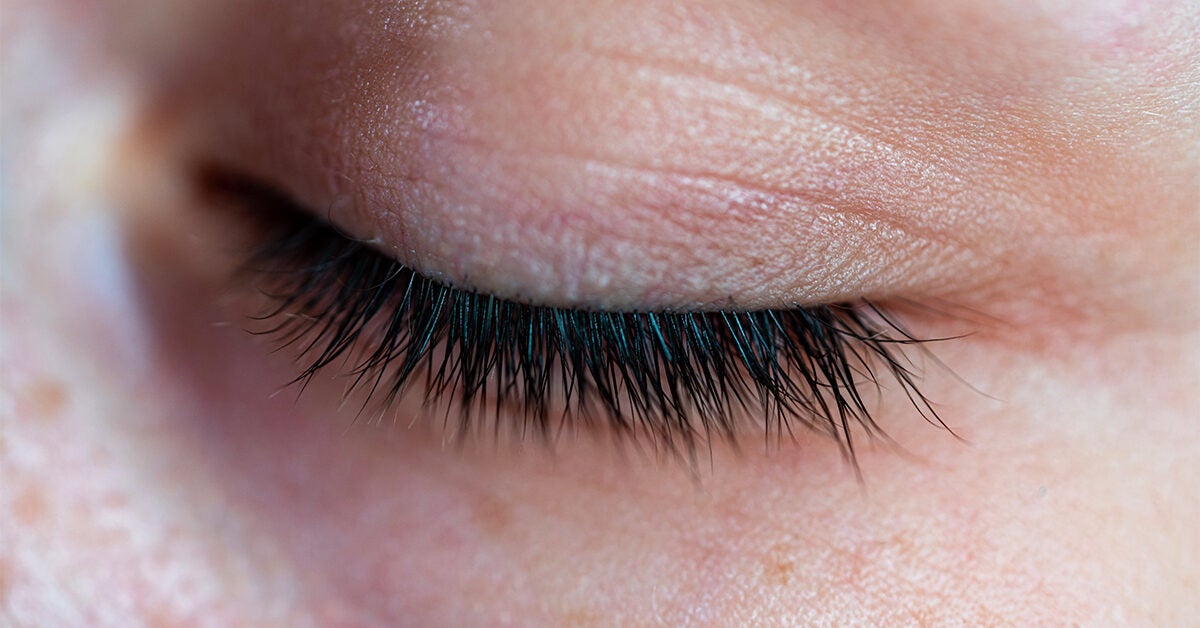 How to Make My Eyelashes Stop Hurting?
