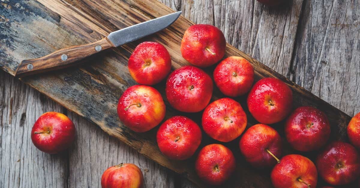 8 Impressive Health Benefits of Apples