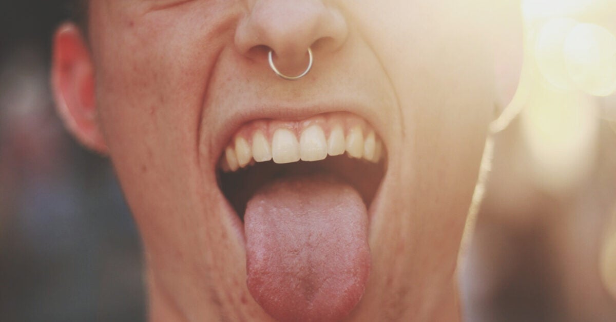 11-things-your-tongue-can-tell-you-about-your-health-6-minute-read-in