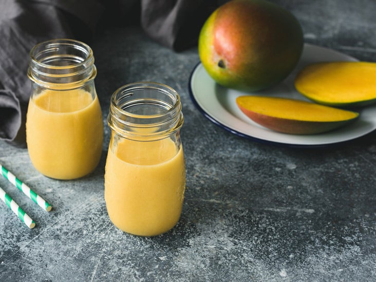 8 Ways Mangoes Add a Nutrient Boost
