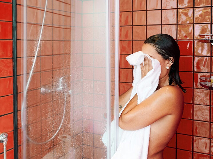 The Chemicals to Avoid in Your Shampoo and Body Wash