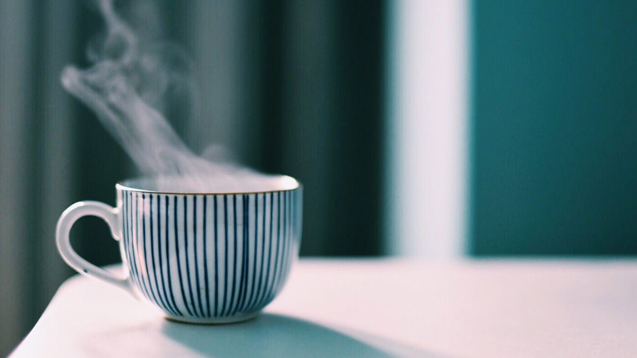 Does Drinking Spearmint Tea for Acne Work? - L'Oréal Paris