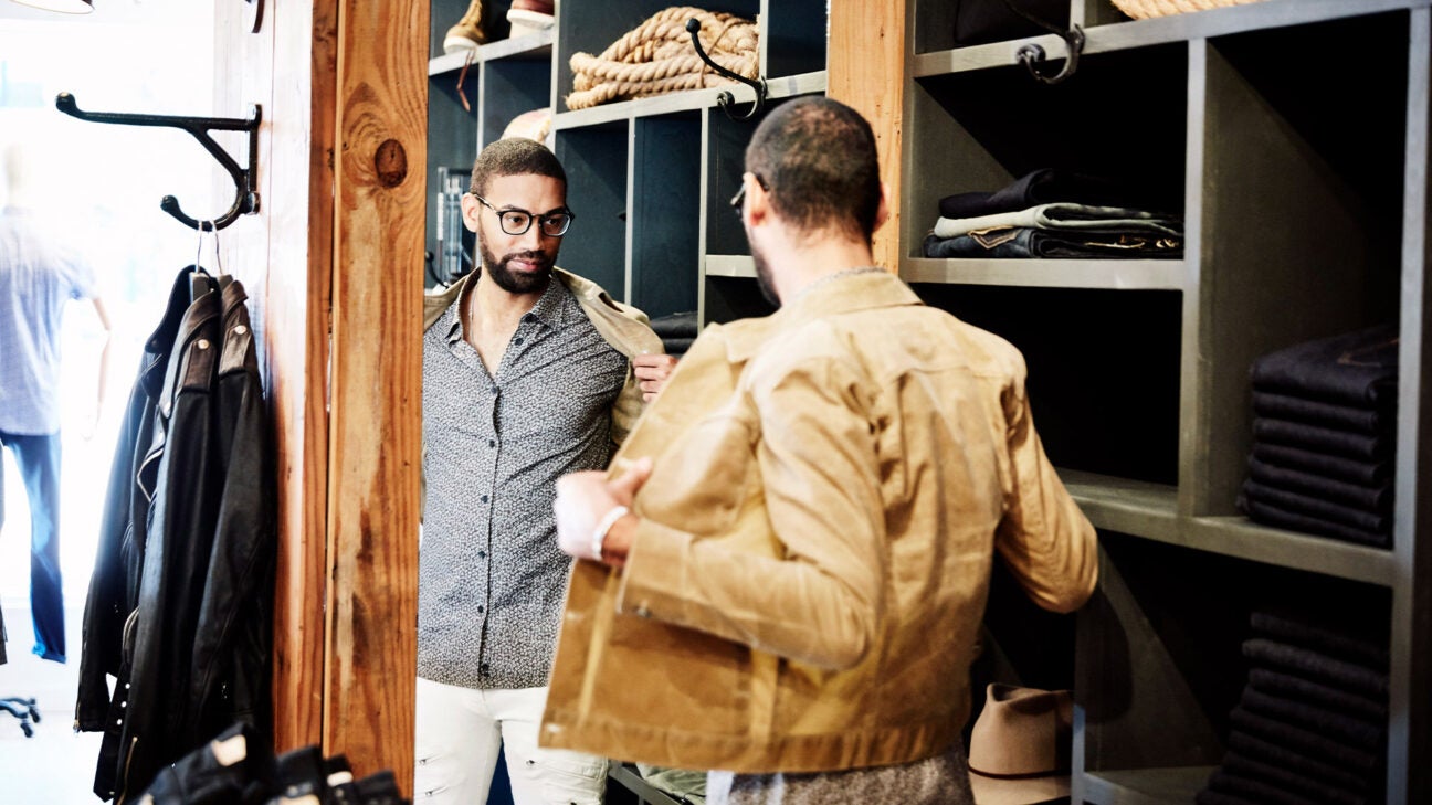 Muscle Dysmorphia Risk Factors, Treatment, Outlook