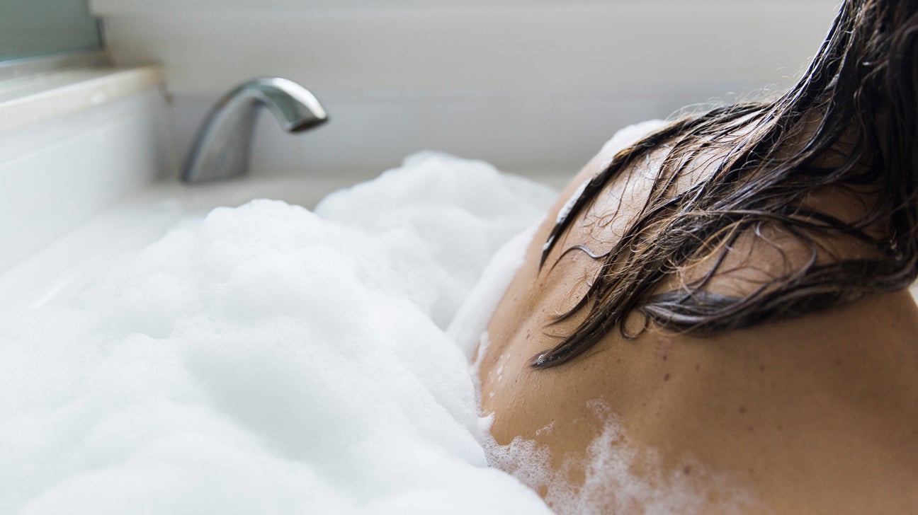 Homemade Bubble Bath: The Perfect Suds for Your Soak