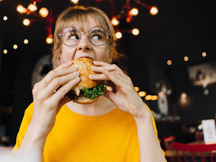Your FAQs Answered: Why Do I Eat When I’m Stressed?
