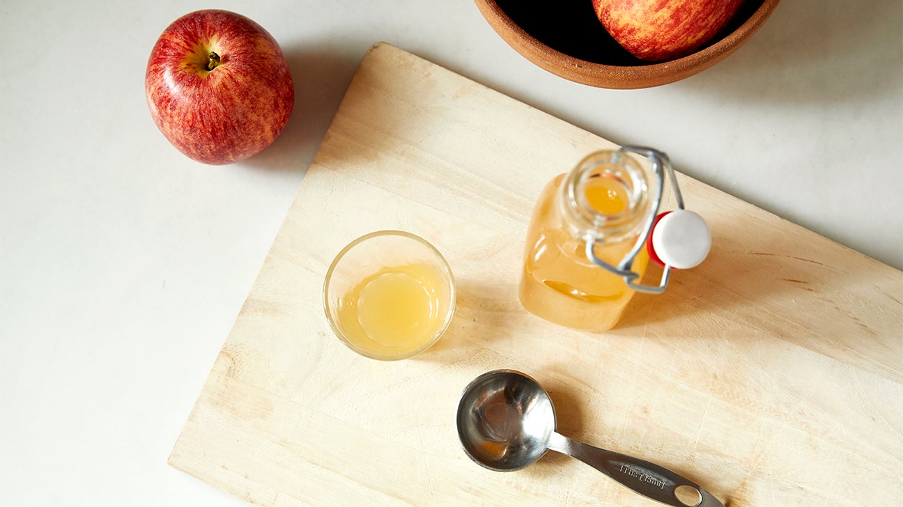 I Tried Apple Cider Vinegar for My IBS, and Here’s What Happened