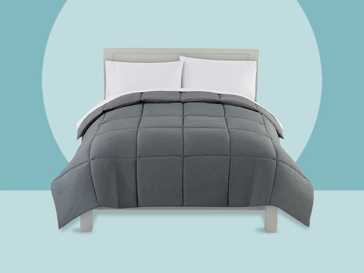 Dusty Blue 5 Piece Comforter Set Bed in a Bag 2X Shams Fitted Sheet & Flat Sheet Light Weight Ultra Soft Comforter Set Includes: Comforter Premium Quality 5 Piece Comforter Set Full/Queen 