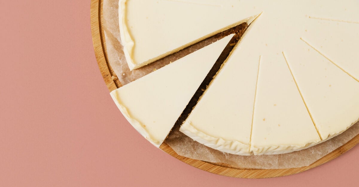 Can Pregnant People Eat Cheesecake? 