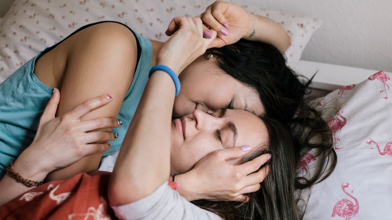 Sleeping girlfriend anal