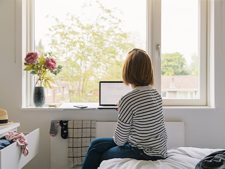 Anxious About Calling in Sick While Working at Home? You’re Not Alone