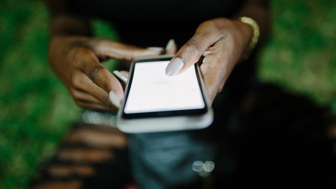 Smartphone Screen Lets You Reach Out and Touch Some Thing