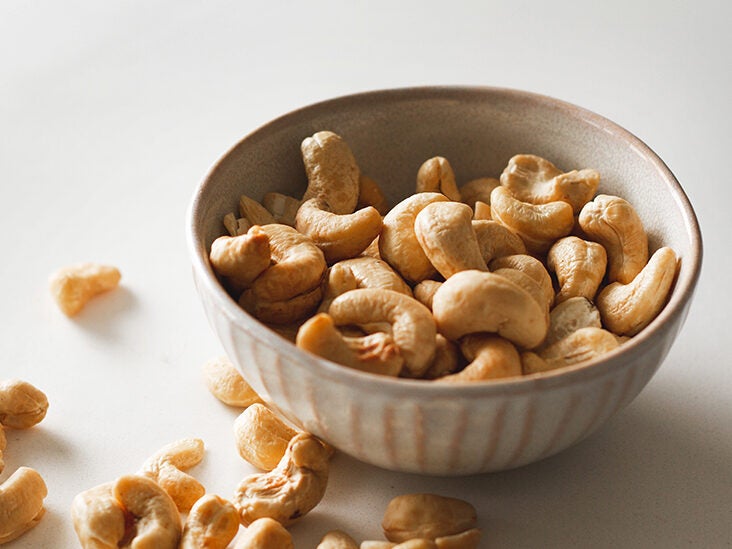 Can You Eat Cashews on the Keto Diet?
