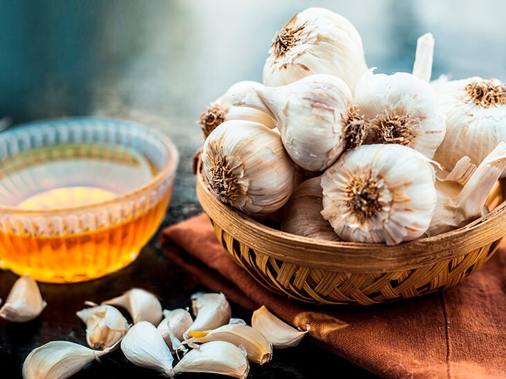 Can a Garlic and Honey Formula Help You Lose Weight?