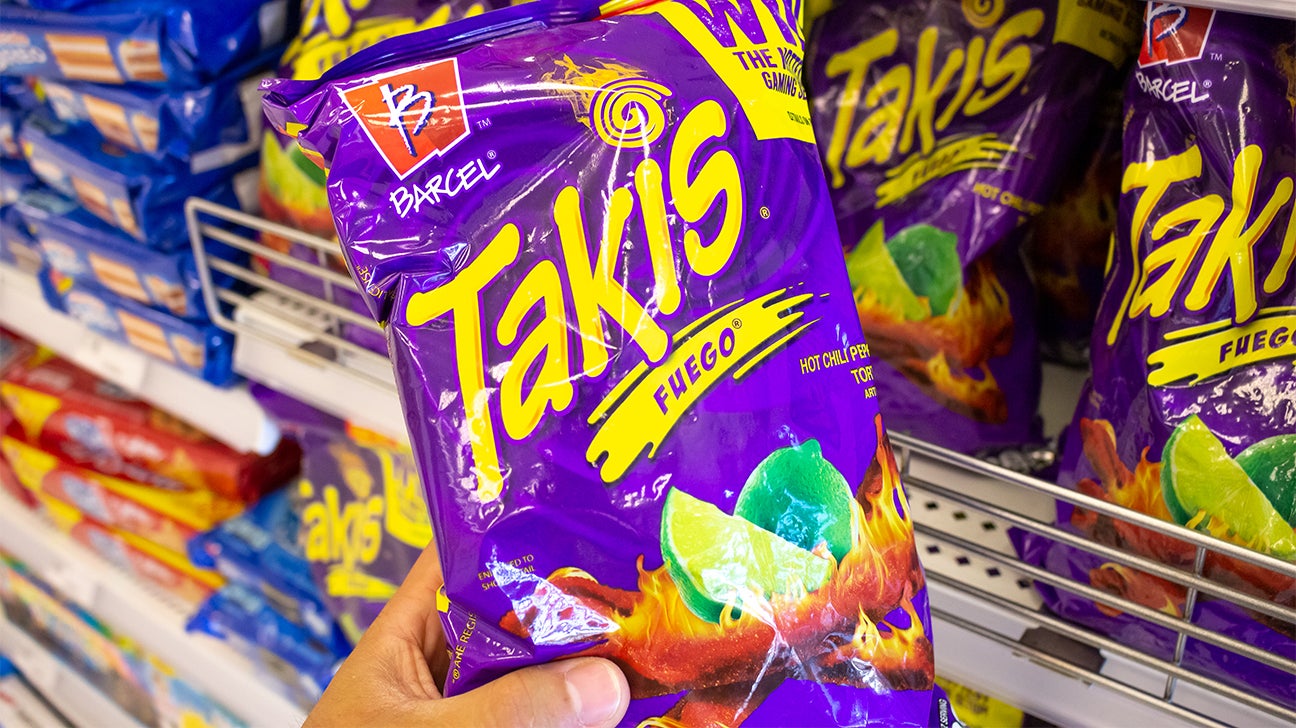 Takis Fuego Hot Chili Pepper & Lime Tortilla Chips 4oz (12-Bags)
