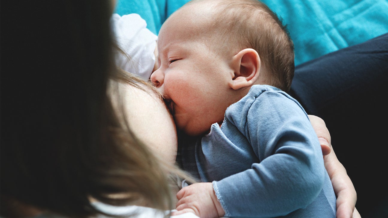 Baby Falling Asleep at the Breast? These 5 Tips Can Help!