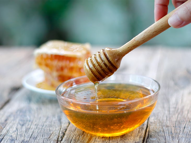 Honey for treating dry hair