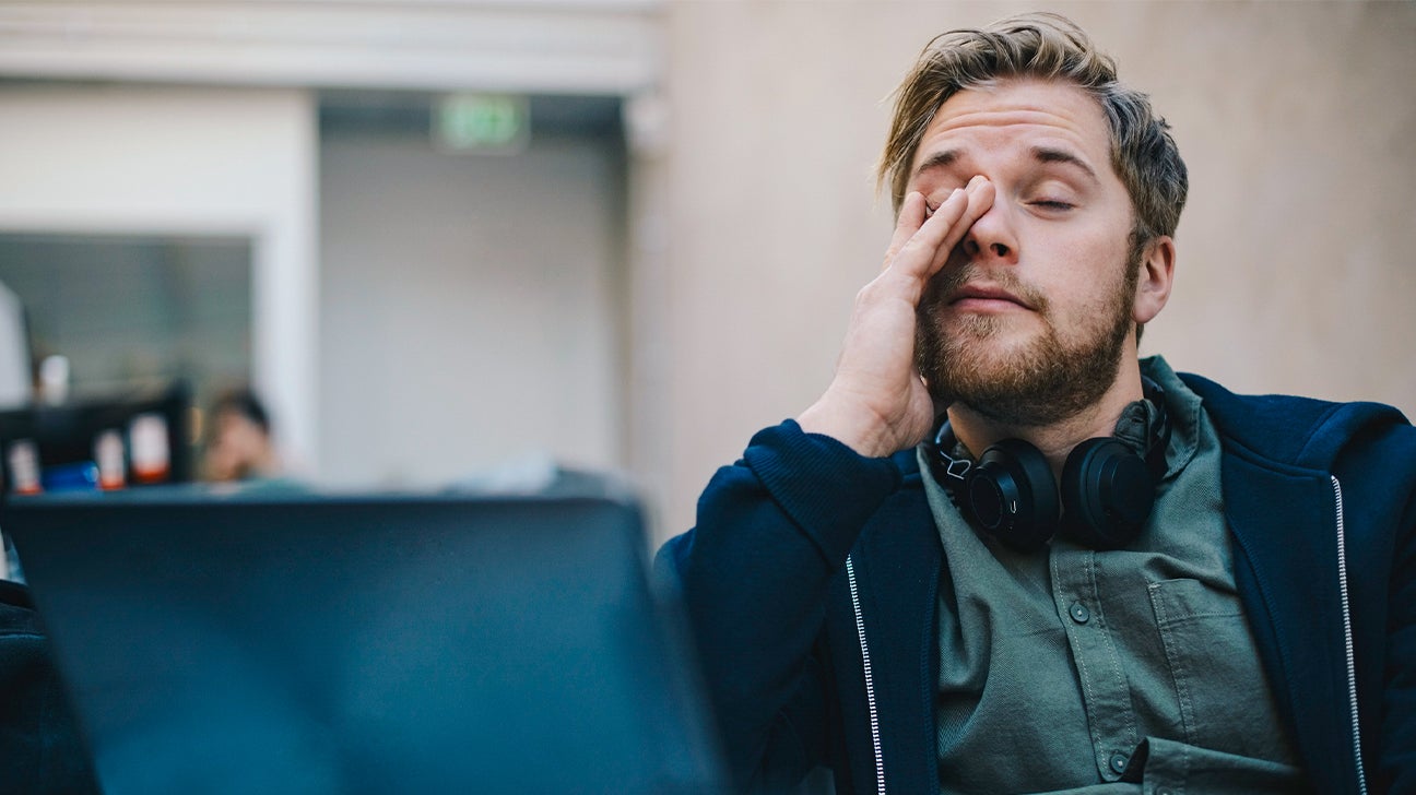 One Eye Burning and Watering 15 Possible Causes and Treatment