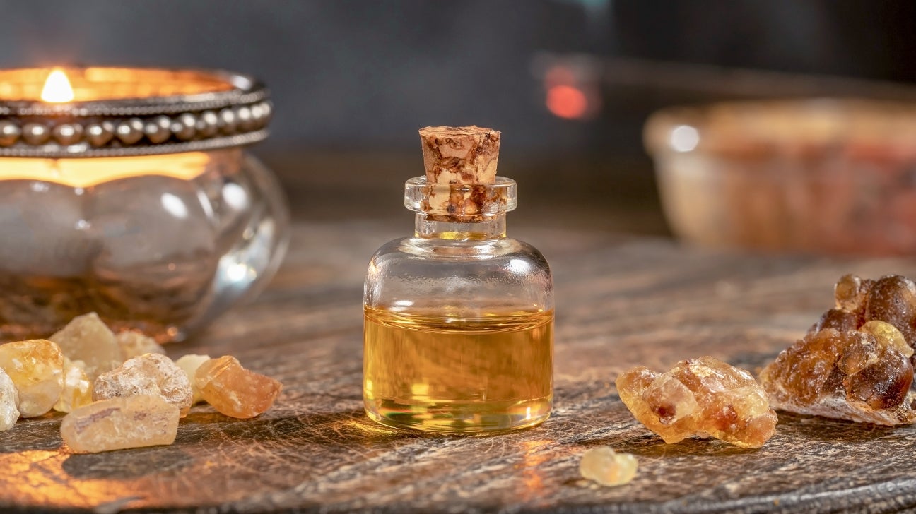 Therapeutic Grade Frankincense Essential Oil for Skin Care