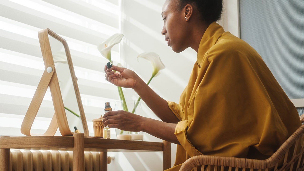 Glycolic Acid and Retinol Safe to Use Together?