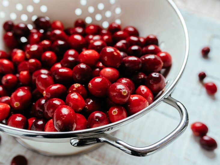 Are Raw Cranberries Safe to Eat?