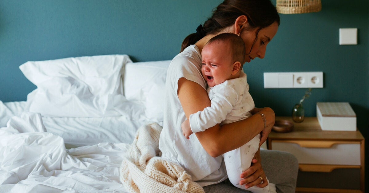 Baby Wakes Up Crying Hysterically: Causes and What You Can Do