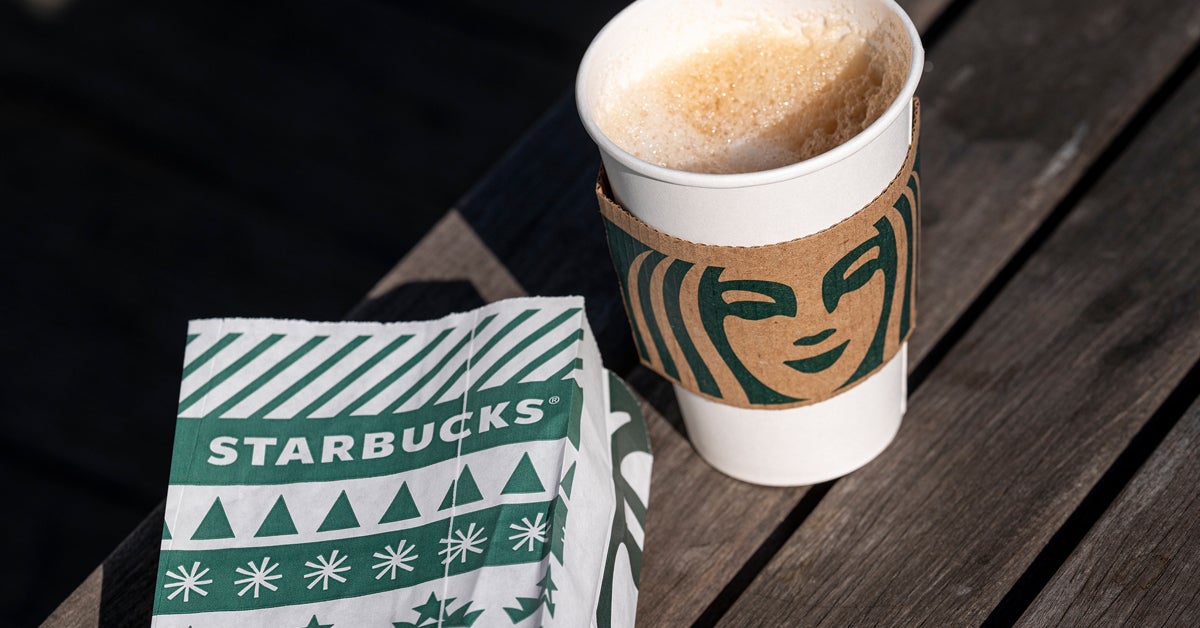 What Time Does Starbucks Stop Serving Breakfast In 2022?