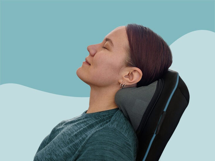 The 9 Best Neck Massagers for Neck and Shoulder Pain in 2022