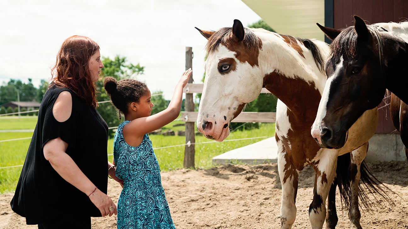 A Guide to the Mental and Physical Benefits of Equine Therapy