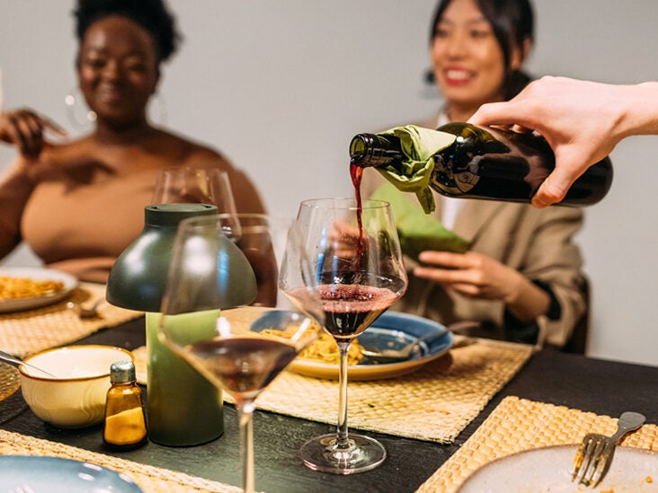 How a Glass of Wine With Dinner May Help Lower Your Risk of Type 2 Diabetes
