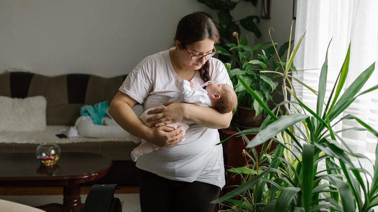 6 Myths About Postpartum Recovery, From A Physical Therapist