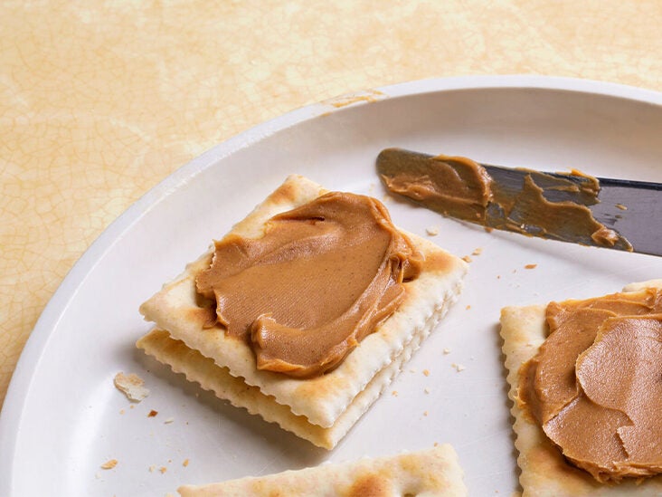 Are Saltine Crackers Healthy? A Dietitian's Take