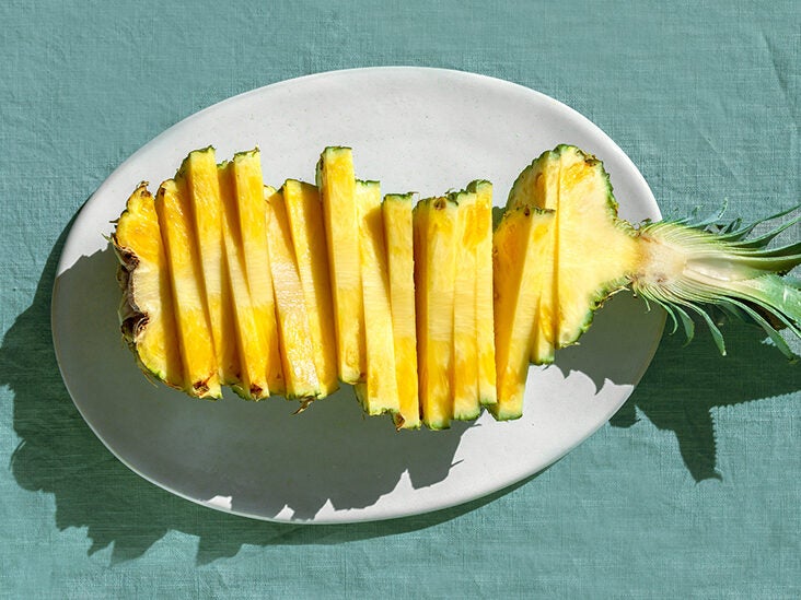 What Is the Pineapple Diet, and Should You Try It?