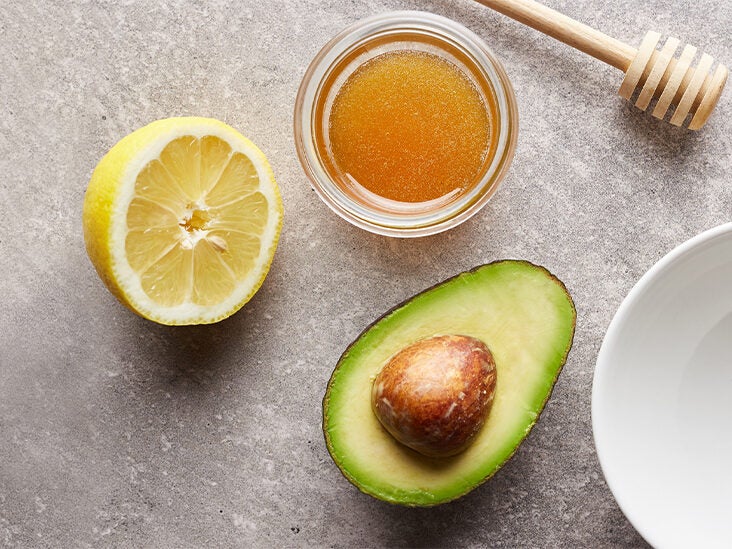 6 Ways to Help Keep Avocado From Turning Brown