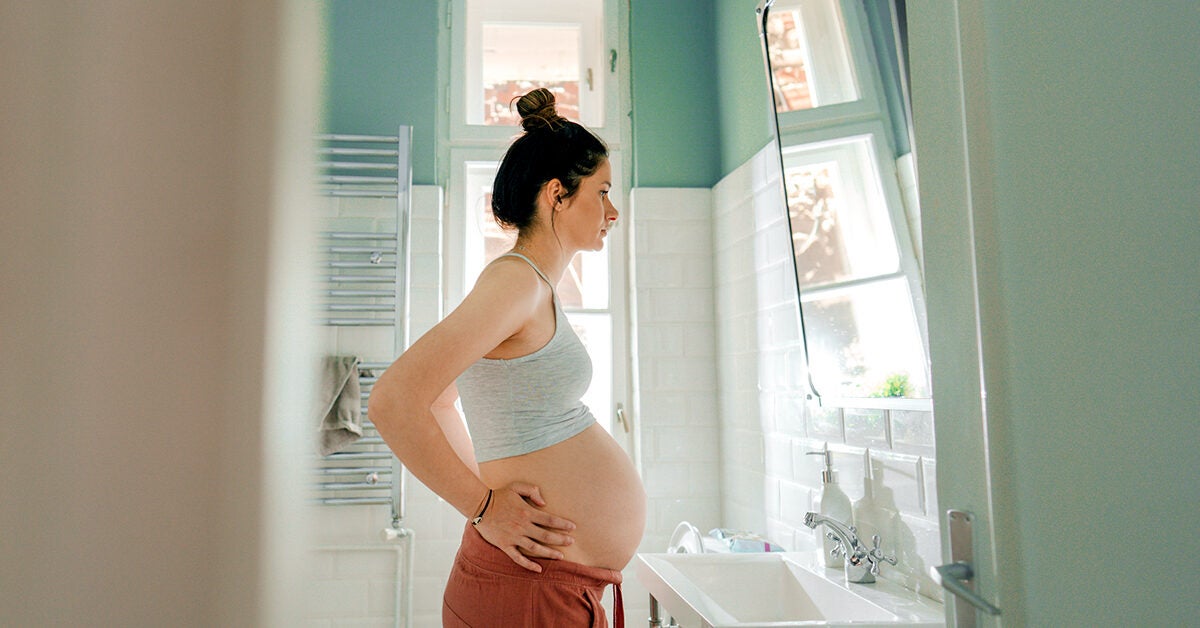 What Causes A Pregnant Woman To Throw Up