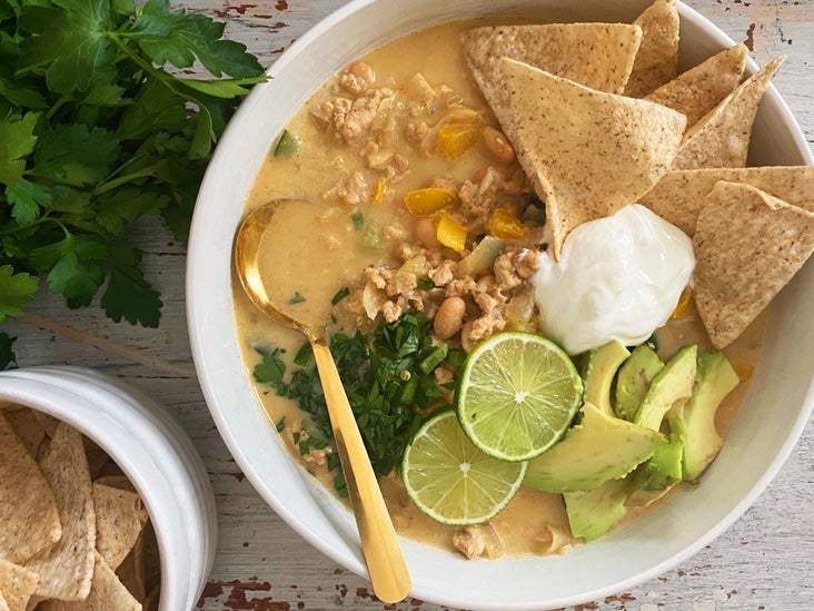 Creamy White Chicken Chili with Greek Yogurt-image