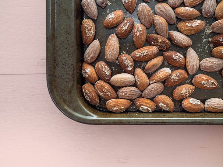 Almonds May Improve Workout Recovery — If You Eat 40-50 a Day