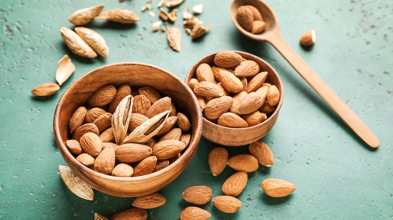 9 Evidence-Based Health Benefits of Almonds