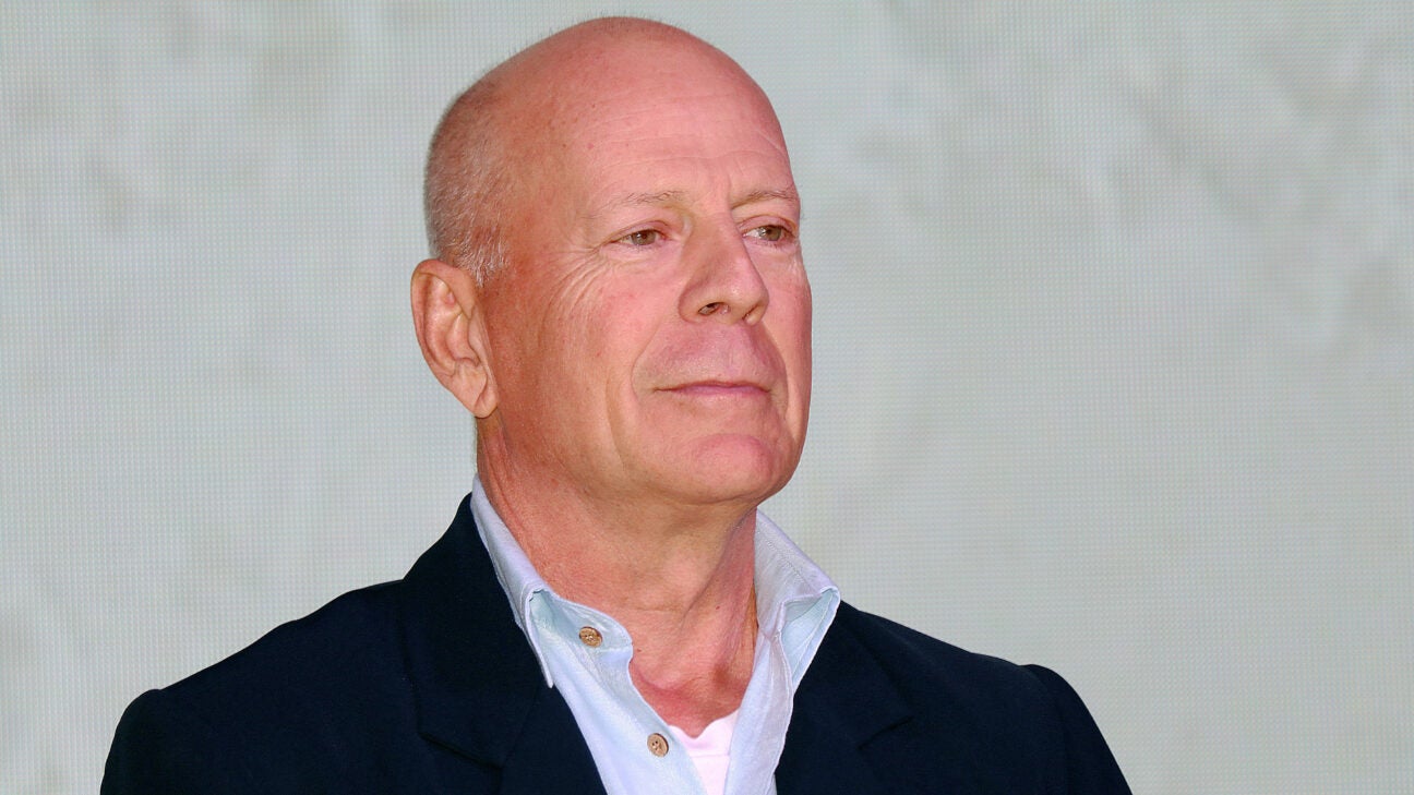 Bruce Willis Has Frontotemporal Dementia: What are the Signs and Symptoms