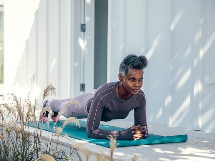 5 Isometric Exercises for Osteoporosis to Try at Home