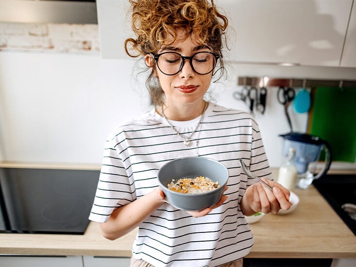 Picking High-Quality Snacks Earlier in the Day Can Help You Stay Healthy